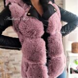 Roosa karvane vest