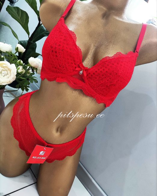 Pesukomplekt Adriana